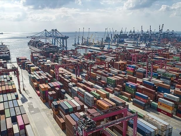 Dış ticaret açığı yüzde 27,6 arttı: İthalattaki artış hızı ihracatı geride bıraktı