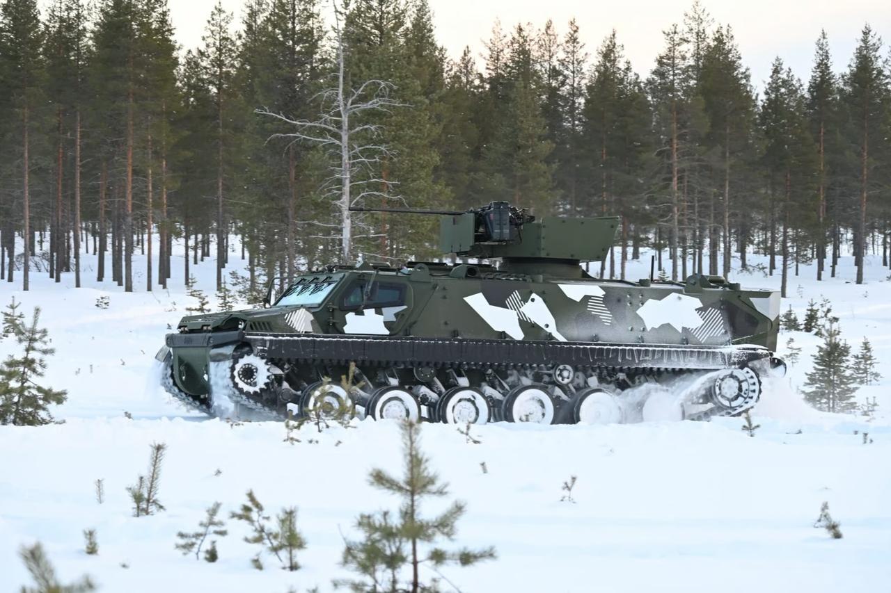 Finlandiya ve İsveç’ten ortak zırhlı araç hamlesi