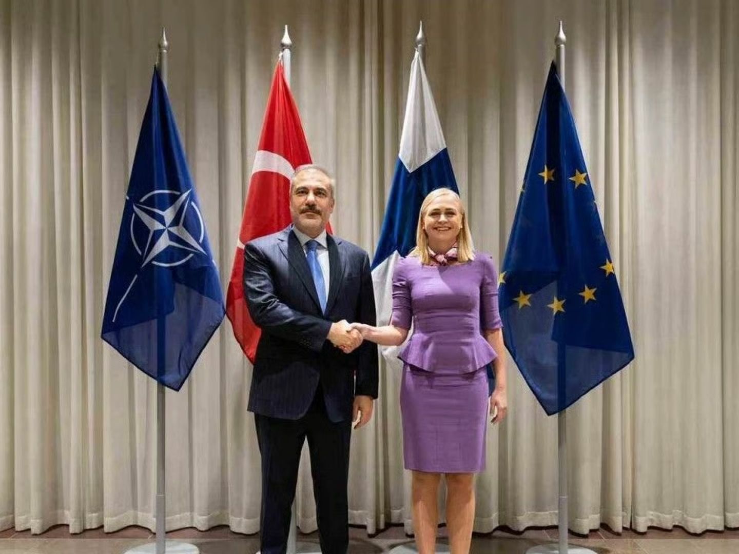 Dışişleri Bakanı Fidan Finlandiyalı mevkidaşı Valtonen ile görüştü