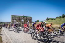 61. Cumhurbaşkanlığı Türkiye Bisiklet Turu'nda Patara-Kemer etabı Casper van Uden'in