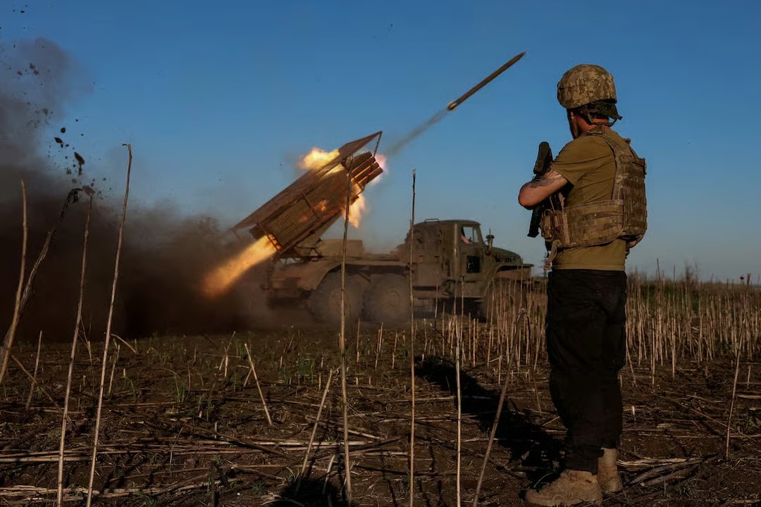 Ukraine Holds Line Against Russian Advance on Pokrovsk