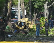 Kolombiya'da askeri üs yakınlarında bombalı saldırı: 5 ölü