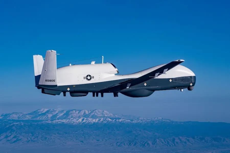 Triton ve P-8A ilk kez otonom görev yaptı