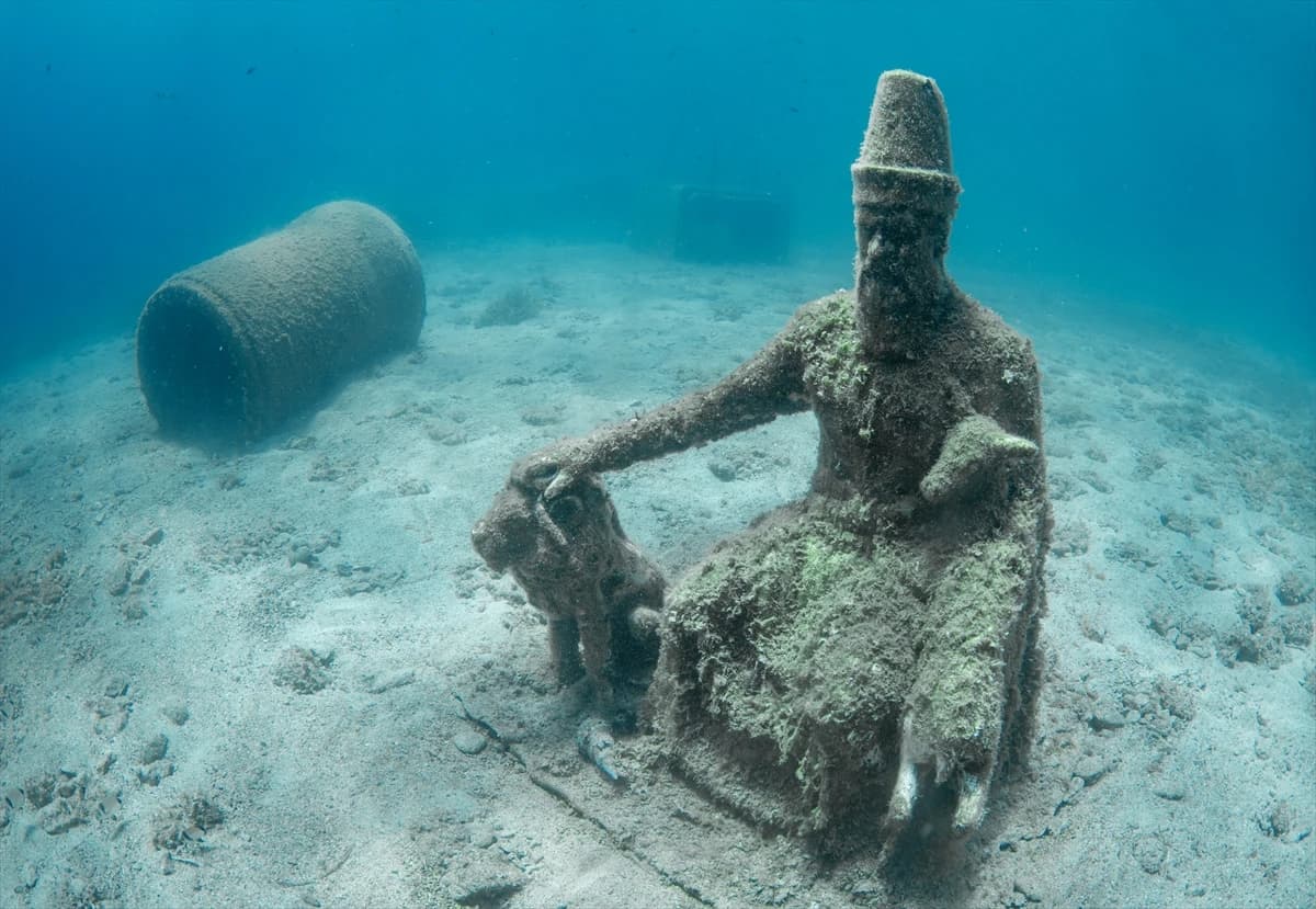 Çeşme su altı güzellikleriyle her seviye dalgıca hitap ediyor