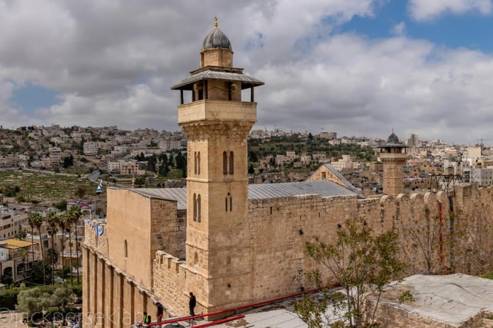 İsrail Harem-i İbrahim Camisi’nin yetkisini Filistin’den alarak Yahudi yerleşimcilere verdi