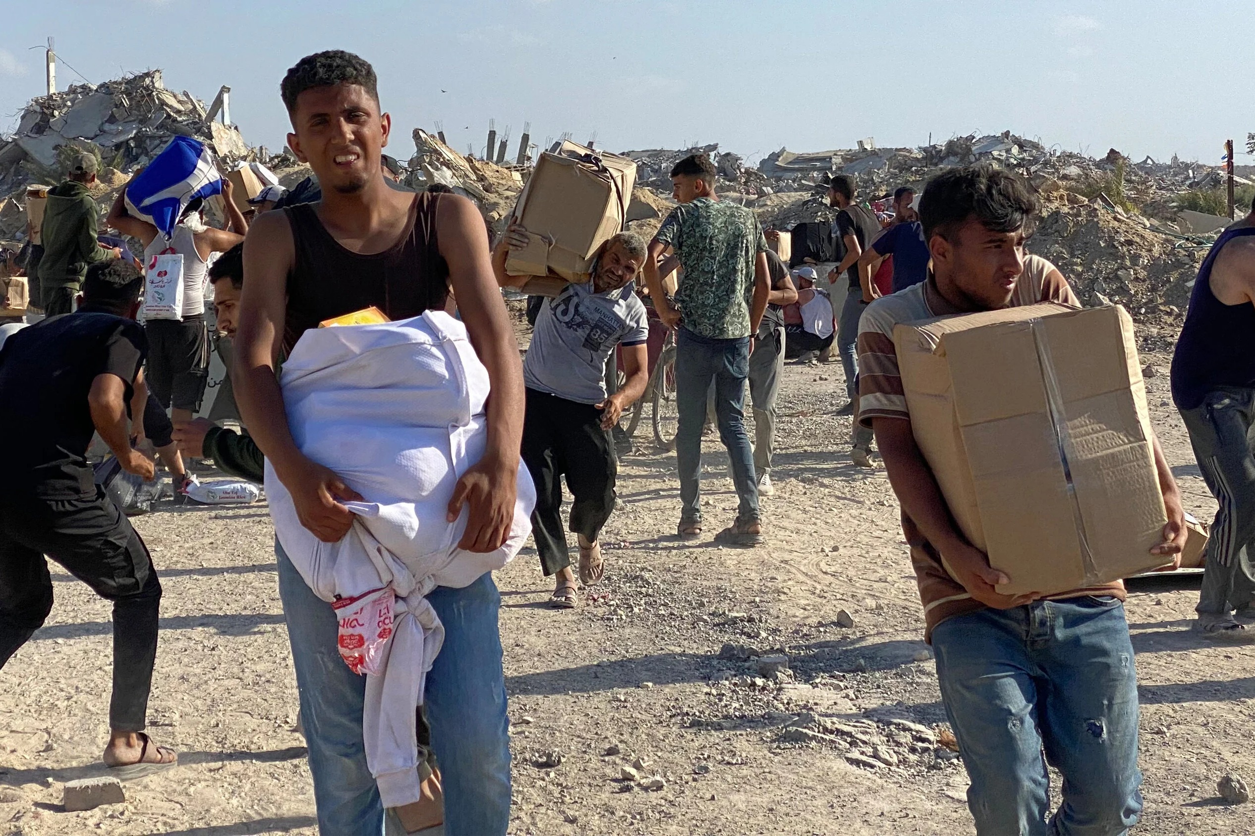 U.S.-Backed Gaza Aid Group Halts Operations