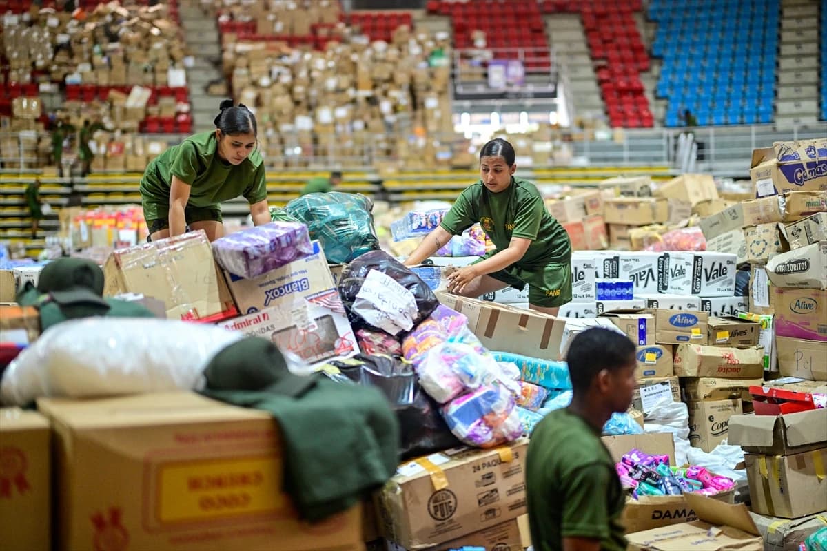 TİKA'dan Venezuela'ya 1000 paketlik insani yardım