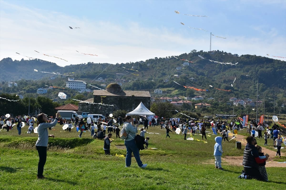 Ordu semaları uçurtmalarla süslendi