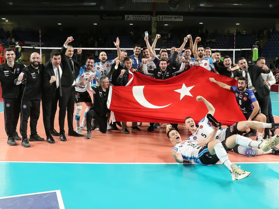 CEV'den Türk takımlarına Şampiyonlar Ligi daveti: Wild Card