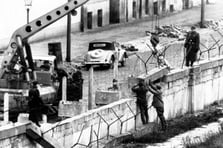 Tarihte Bugün: Berlin Duvarı örüldü