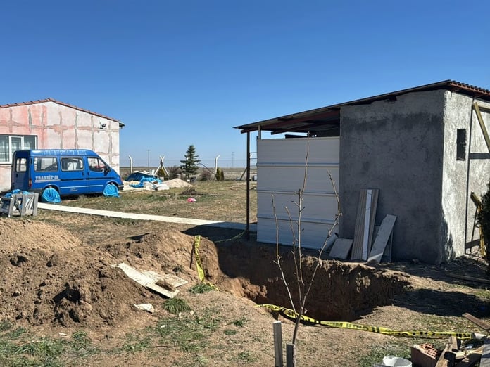 10 gündür kayıptı: Küçük kız babasının bahçesinde ölü bulundu