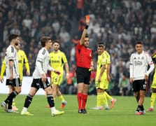 Süper Lig'de 11. hafta görünümü: Derbi zaferi zirveyi salladı