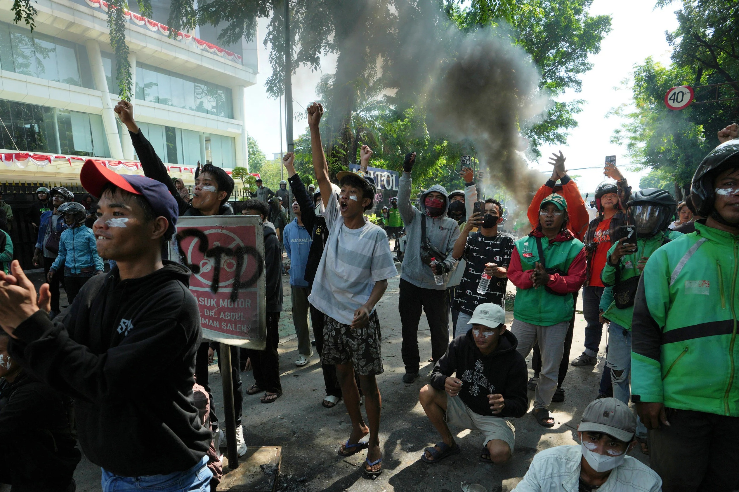 Indonesia Protests Ease In Jakarta But Anger Still Simmering