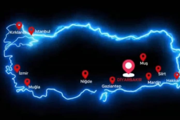 Diyarbakır merkezli 827 milyon TL'lik "Sanal Kıskaç" operasyonu