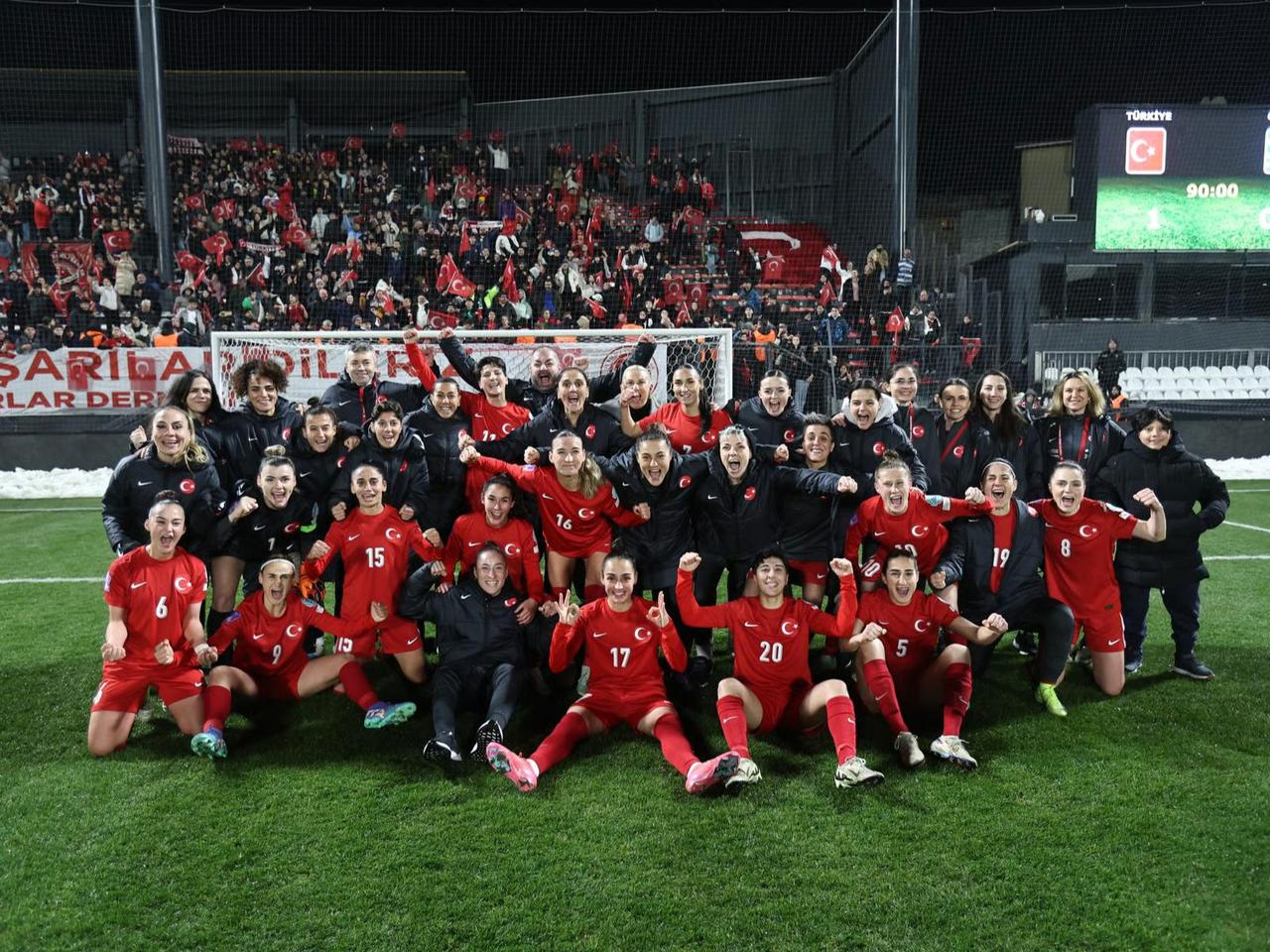 A Milli Kadın Futbol Takımı, İrlanda'yı ağırlıyor