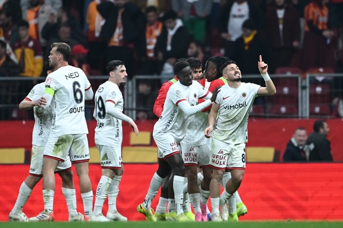 İkinci yarının başında gelen gol