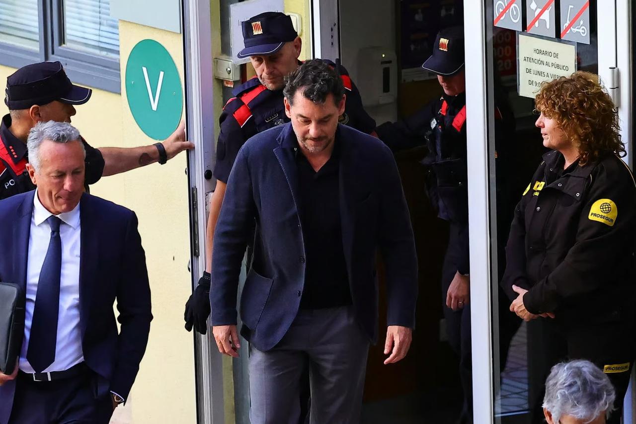 Babasının cinayetiyle suçlanan Mango kurucusunun oğlu şirketten istifa etti