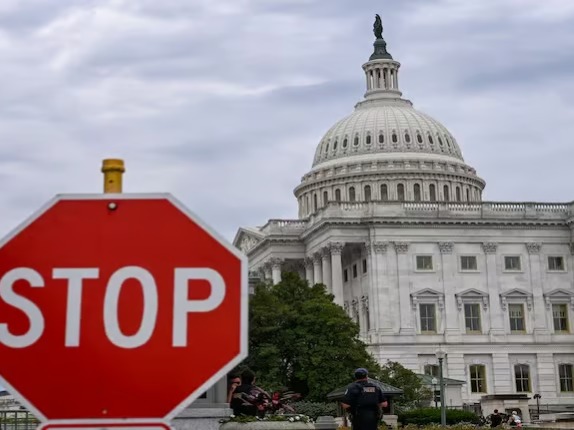 Bütçe krizi ABD hükümetini kapadı