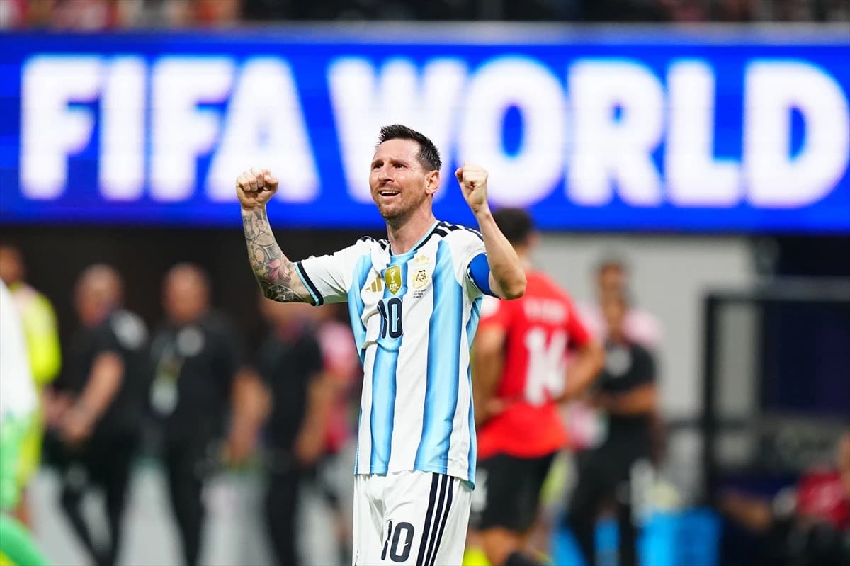 Messi'nin tek başına sahip olduğu yeni rekorlar