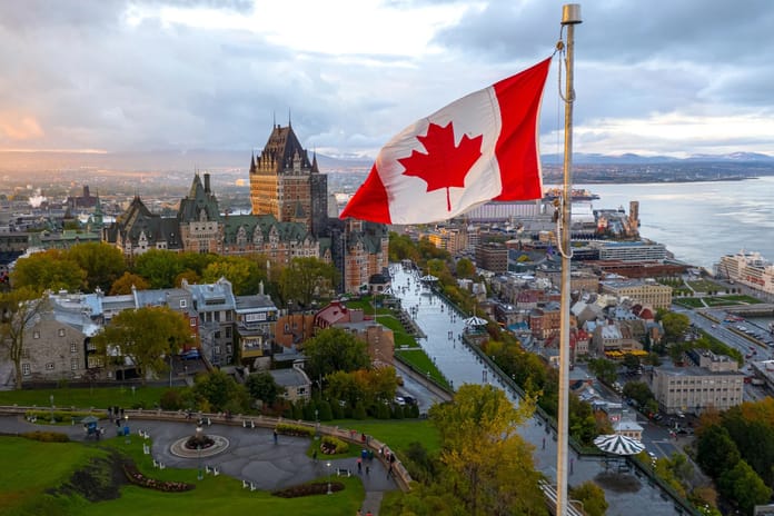Kanada'da okullarda dini sembollerin yasaklanması tartışma konusu oldu