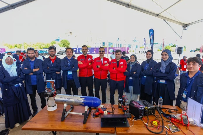 Roketsan, TEKNOFEST Mavi Vatan’da su altı roket yarışmasıyla gençleri denizlere taşıyor