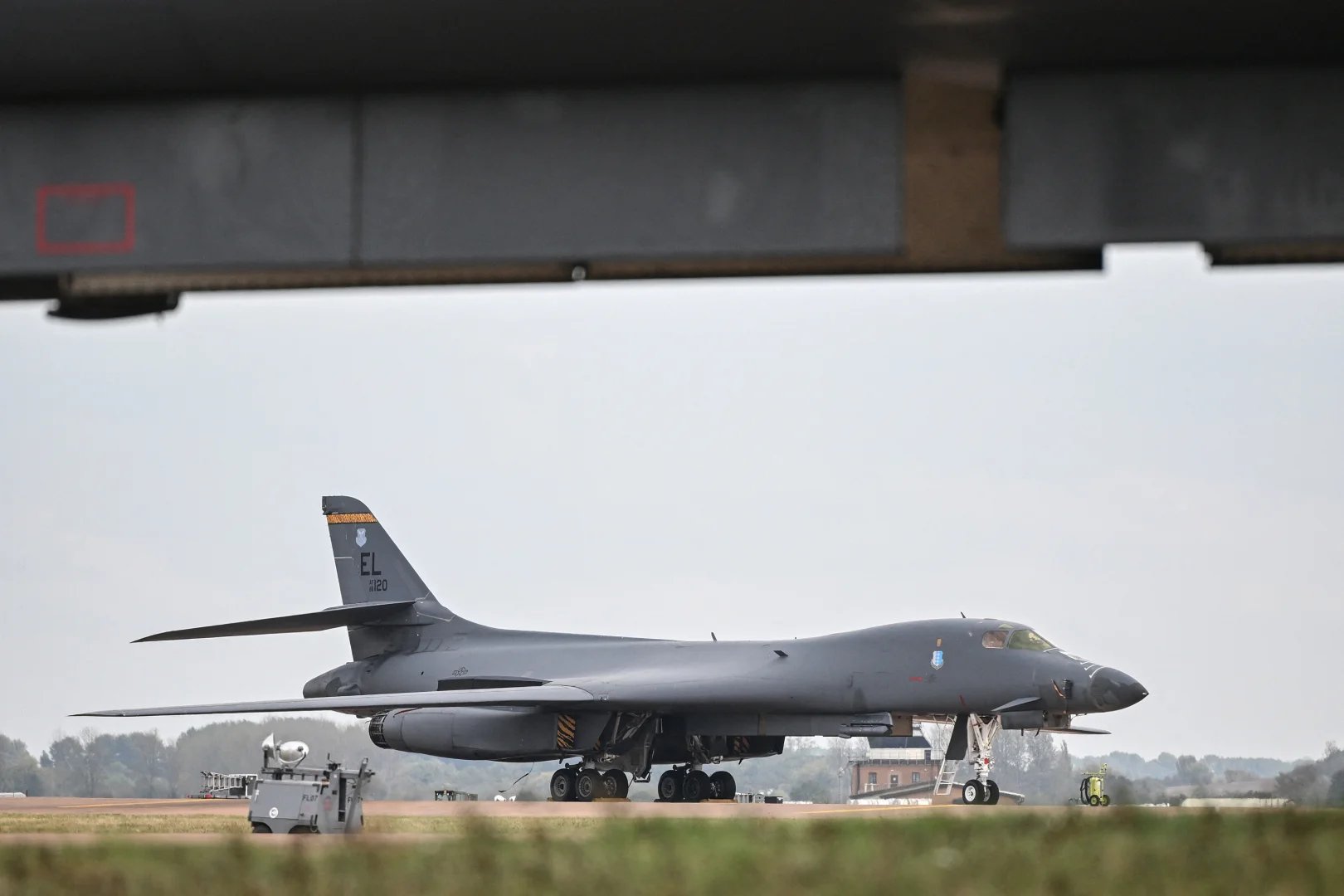 US Withdraws All B-1 Bombers from UK After Iran Threats