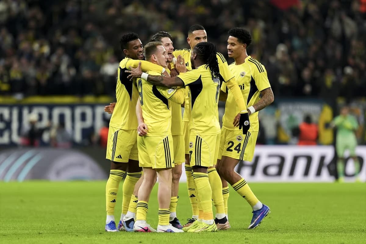Fenerbahçe play-off turuna yükseldi