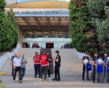 Bayrampaşa Belediyesine yolsuzluk operasyonu: Başkan Hasan Mutlu gözaltına alındı