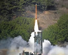 Güney Kore, L-SAM hava savunma sistemi için geliştirilen yeni AAM füzesini tanıttı