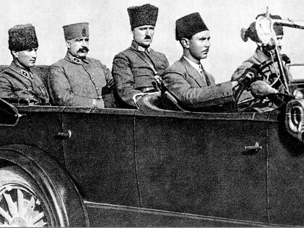 Tarihte Bugün: İzmir düşman işgalinden kurtuldu