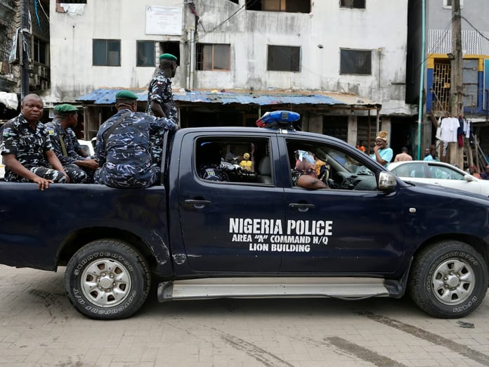 Nijerya'da köye düzenlenen saldırıda en az 50 kişi öldürüldü