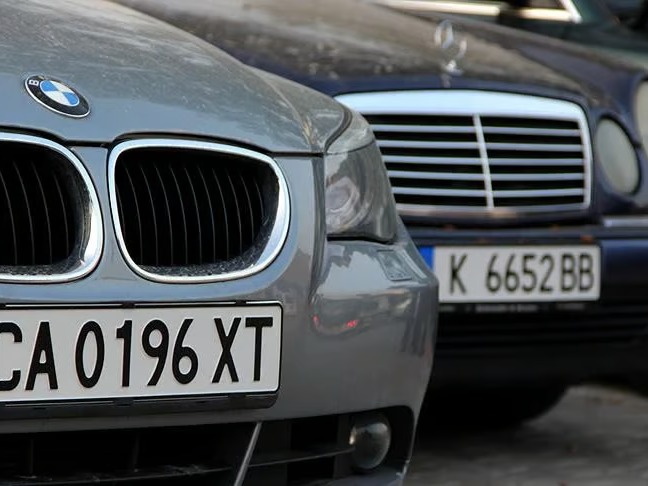 Ticaret Bakanlığı'ndan yabancı plakalı araçlar için yeni dönem: Süre aşımı mağduriyetine dijital çözüm