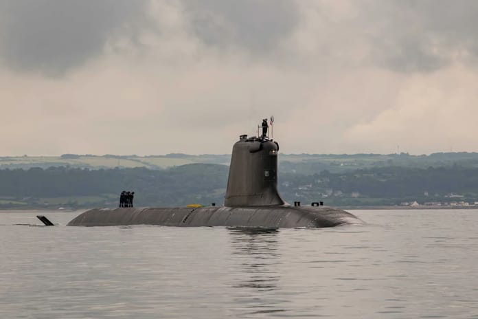 Fransa, Tourville nükleer savaş denizaltısını hizmete alarak Suffren sınıfı filosunu güçlendiriyor