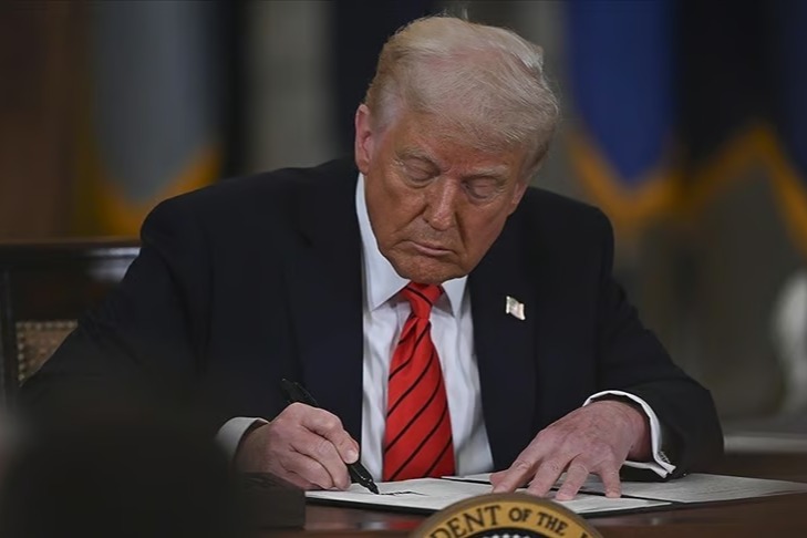 Trump'tan Savaş Bakanlığı kararnamesi