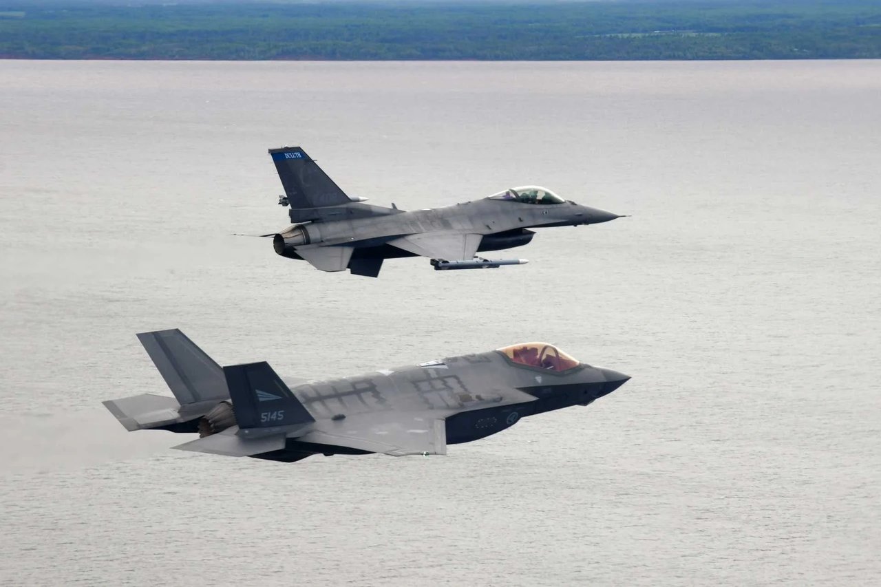 Portekiz, F-16M’lerin yerine 4 savaş uçağını değerlendiriyor