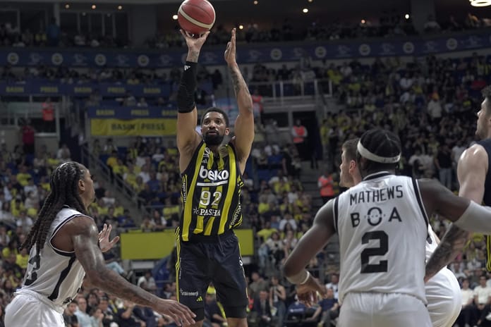 Fenerbahçe, Basketbol Süper Ligi play-off final serisinde Beşiktaş karşısında durumu 2-0 yaptı