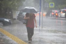 Dışarı adım atacaklar dikkat: Meteoroloji’de sarı alarm verildi, o bölgeleri sel ve çamur yağışı vuracak!