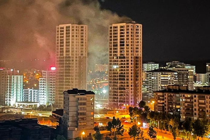 Ankara'da yanan 26 katlı bina mühürlenmiş olmasına rağmen kaçak devam etmiş