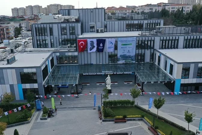 Beylikdüzü Belediyesi ve İmamoğlu İnşaat’a şafak operasyonu
