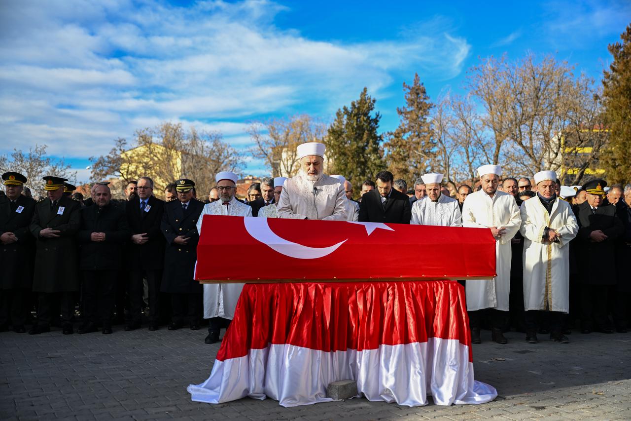 Şehitler son yolculuklarına uğurlandı: Gözyaşları sel oldu