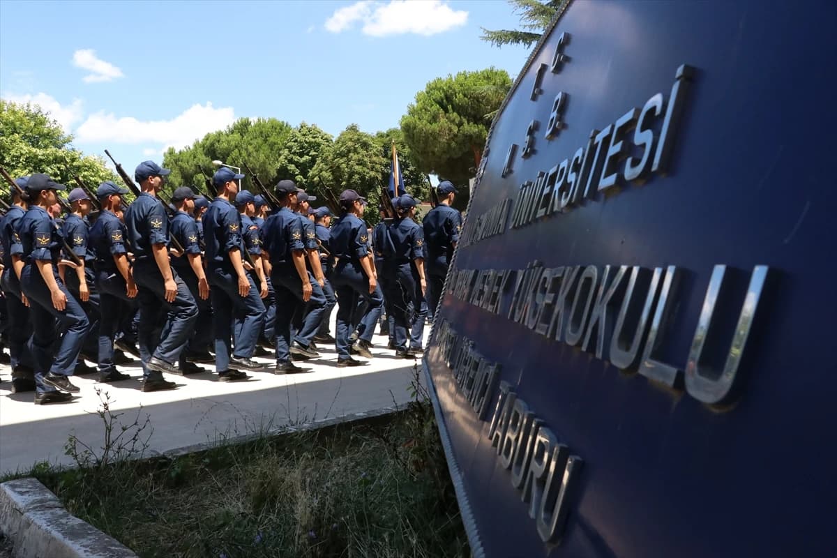 Barbaros'un torunları burada yetişiyor | Deniz astsubayları bahriye hayatına burada adım atıyor