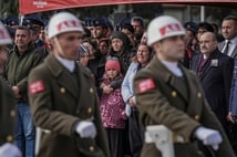 Balıkesir’de düşen F-16 savaş uçağında şehit olan pilotumuz için tören düzenlendi