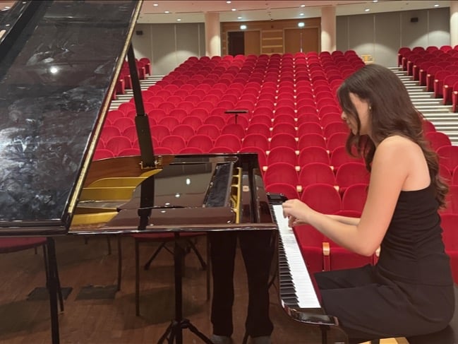 Piyanist İlyun Bürkev Avrupa turnesinde