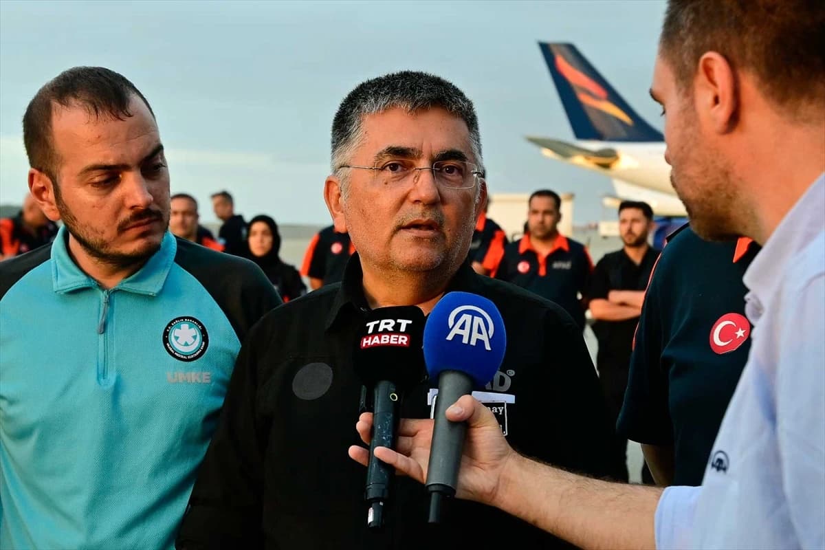 Türkiye’nin arama kurtarma ekipleri depremle sarsılan Venezuela’ya ulaştı