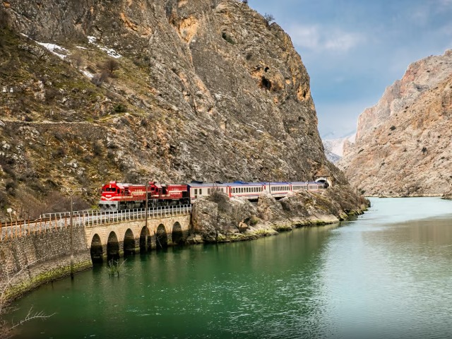 Doğu Ekspresi biletleri satışa çıktı mı, ne zaman çıkacak? TCDD Doğu Ekspresi nerelerden geçiyor?