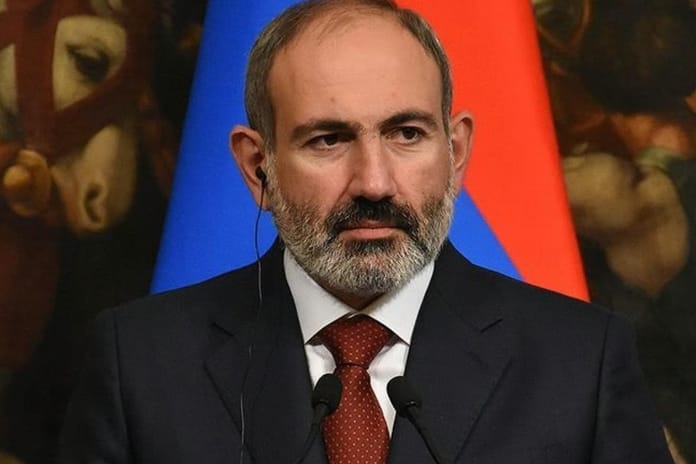 Paşinyan'dan Karabağ Ermenilerinin dönüşü konusunda açık çağrı