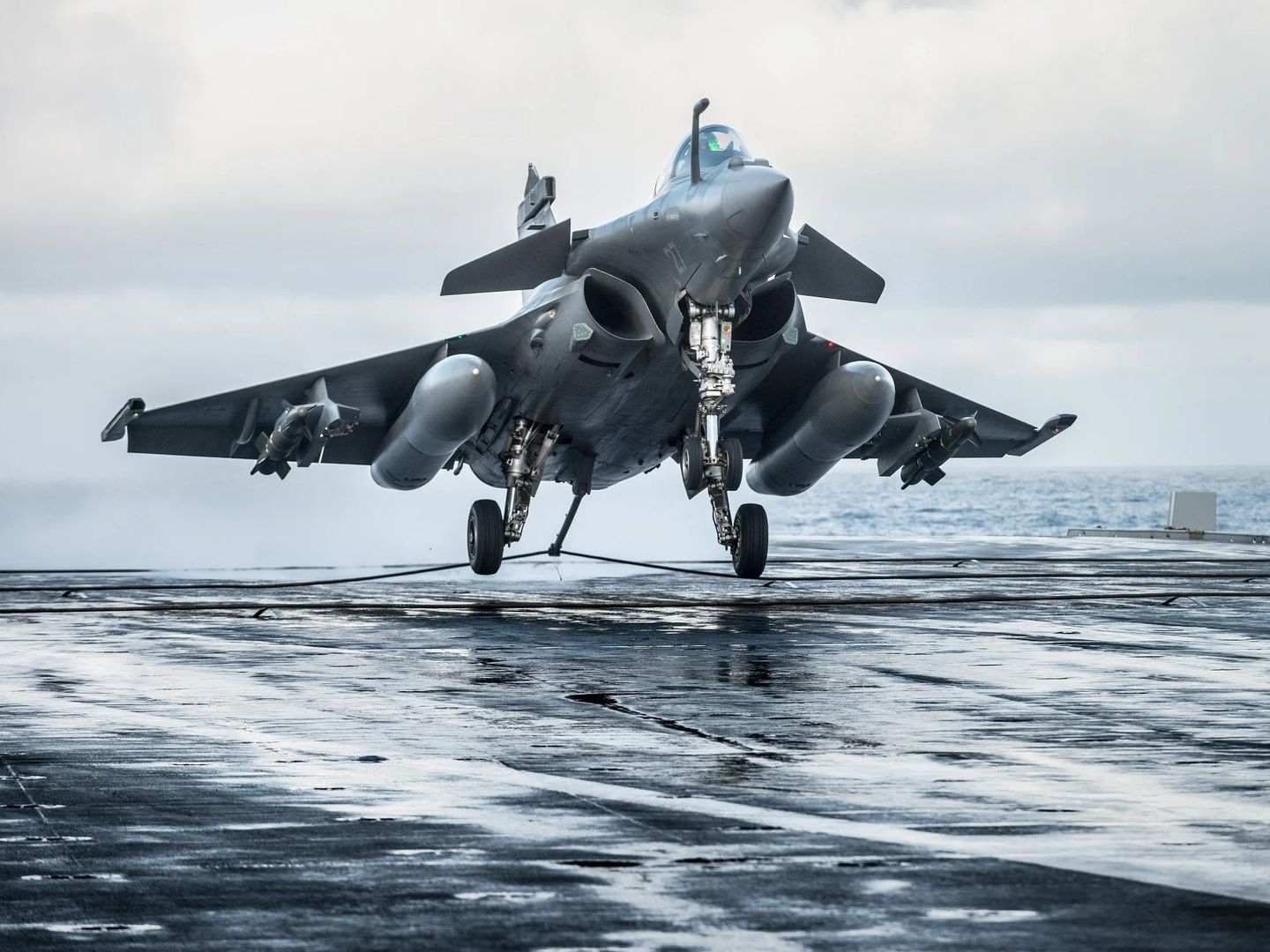 Endonezya, İlk Rafale savaş uçağını tanıttı