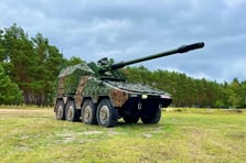 Birleşik Krallık Boxer tabanlı RCH 155 tekerlekli obüsü 2028’de sahaya sürmeyi hedefliyor