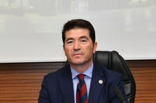 Ortahisar Belediye Başkanı Ahmet Kaya'dan şaşırtan çıkış: Trabzonda içki içmeye yer yok