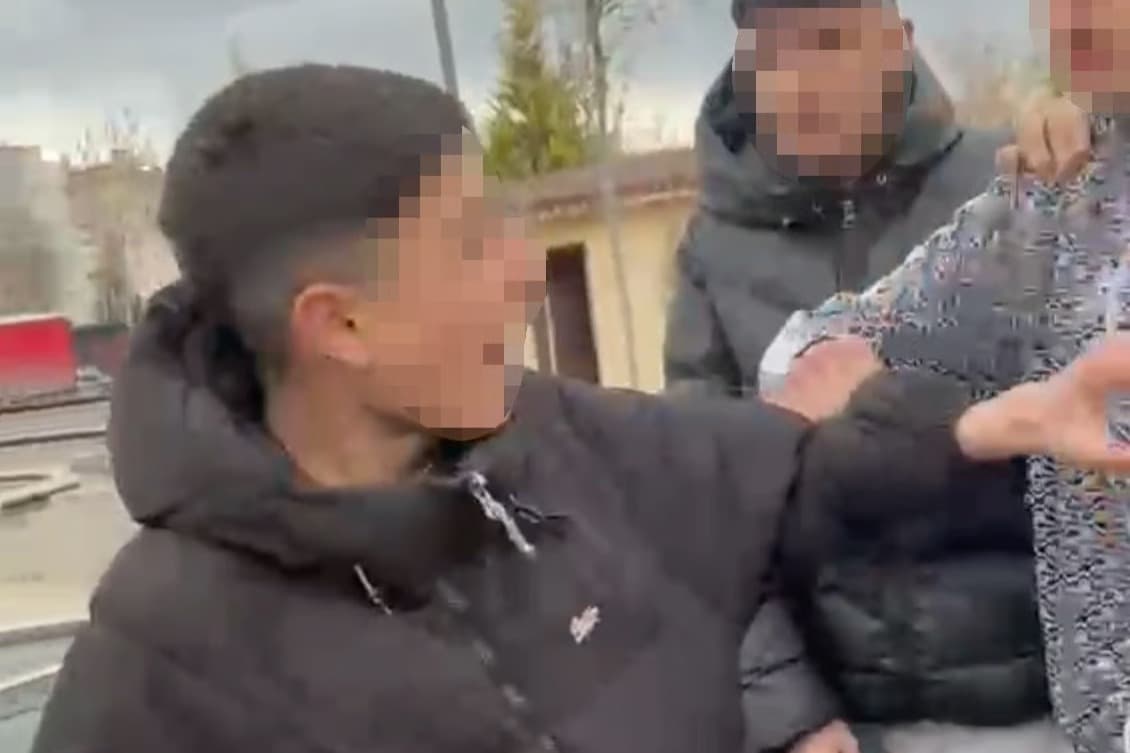 Eskişehir'de parkta yaşanan akran zorbalığı kameraya yansıdı
